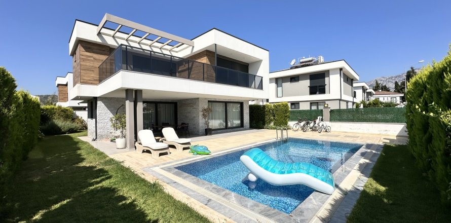 4+1 Villa i Kemer, Antalya, Tyrkia Nr. 228425