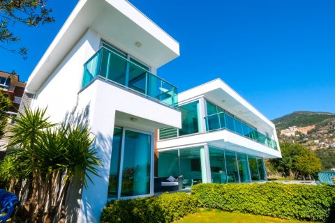 Продажа виллы  в Тепе, Аланье, Анталье, Турция 4+2, 370м2, №102268 – фото 21