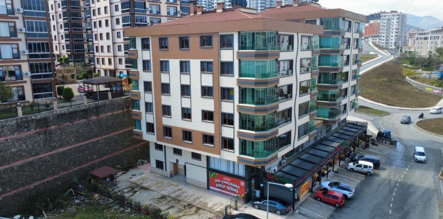 4+1 Leilighet  i Akcaabat, Trabzon, Tyrkia Nr. 228565