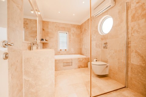 4+1 Villa  i Alanya, Antalya, Tyrkiet Nr. 226220 - 16