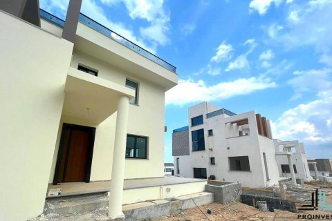 4+1 Villa  in Catalkoy, Girne,  Nr. 90570 - 2