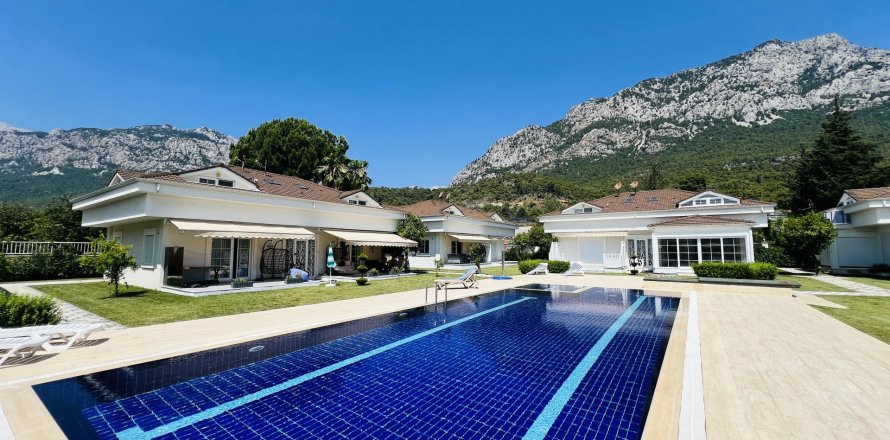Villa 2+1 Kemer, Antalya, Türkiye №212040