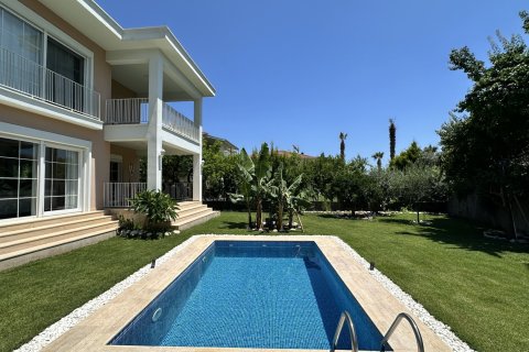 5+1 Villa  in Kemer, Antalya, Turkey No. 226811