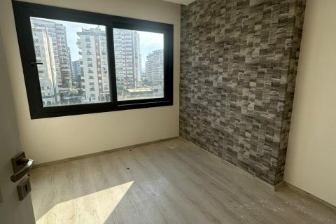 آپارتمان در  Mersin ، ترکیه 3 خوابه ، 130 متر مربع.  شماره 136465 - 17