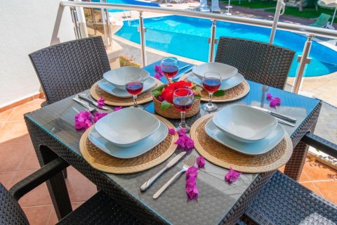 2+1 Lägenhet  i Fethiye, Mugla, Turkiet Nr. 228847 - 4