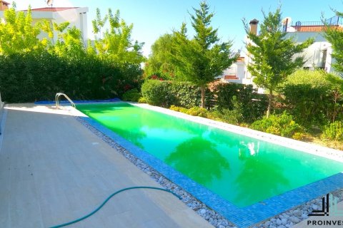 4+1 Villa  in Catalkoy, Girne,  Nr. 90567 - 16
