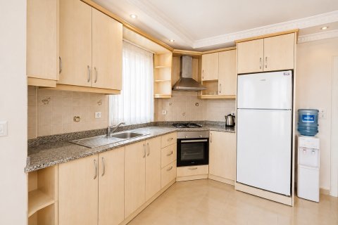 2+1 Lägenhet i Oba, Antalya, Turkiet Nr. 232187 - 4