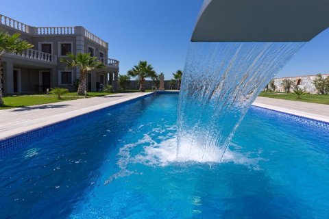 5+1 Villa in Milas, Mugla, Türkei Nr. 216193 - 16