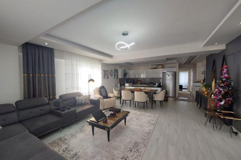 3+1 Lägenhet i Mersin, Turkiet Nr. 107774 - 3