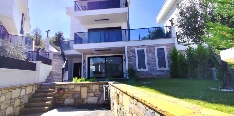    Kuşadası, Aydın, Türkiye №221475