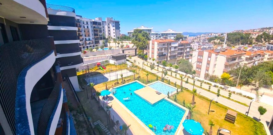  در  Kusadasi ، ترکیه 110 متر مربع.  شماره 228656