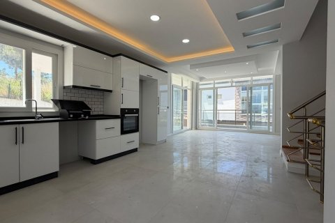  در  Kusadasi ، ترکیه 140 متر مربع.  شماره 228662 - 14