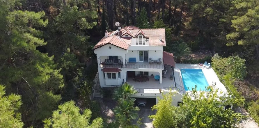 Villa 3+0 Fethiye, Muğla, Türkiye №212145