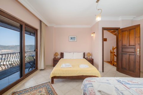 2+1 Villa in Kalkan, Antalya, Türkei Nr. 215475 - 21
