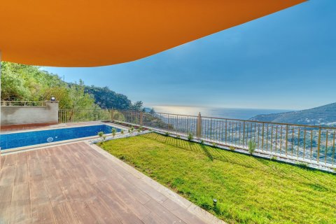 5+2 Villa  in Bektas, Alanya, Antalya, Turkey No. 92563