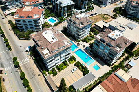 2+1 Lägenhet  i Oba, Antalya, Turkiet Nr. 134095