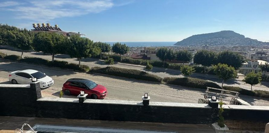 4+1 Takvåning  i Alanya, Antalya, Turkiet Nr. 101617