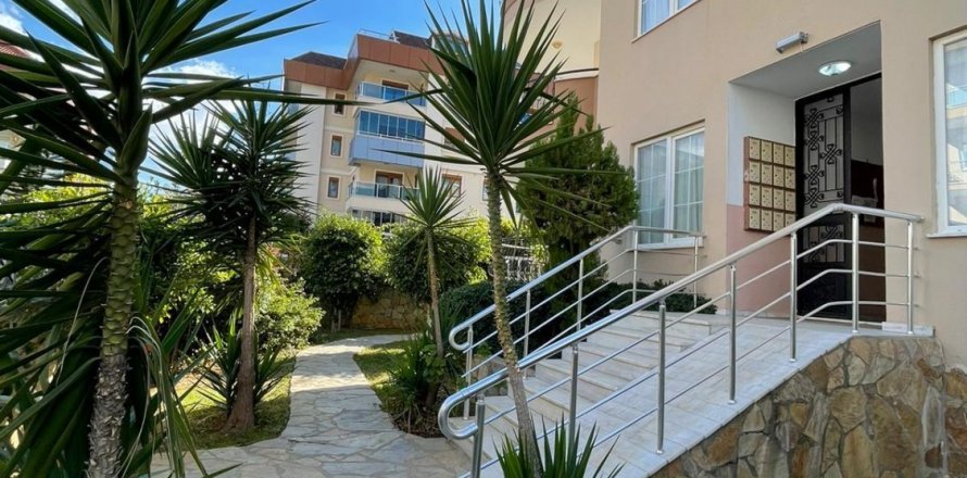 Dubleks daire 4+1 Oba, Antalya, Türkiye №91923