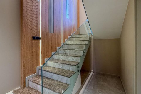 در Kusadasi ، ترکیه 250 متر مربع. شماره 226679 - 9