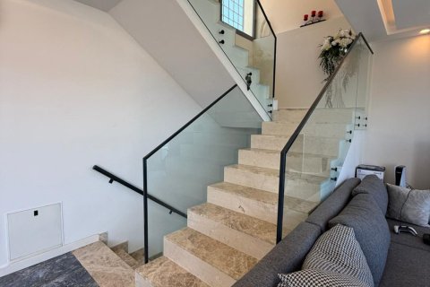 Продажа виллы в Кушадасы, Айдыне, Турция 4+1, 200м2, №215925 – фото 12