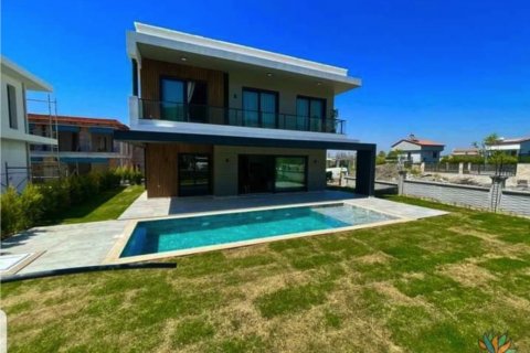 3+1 Villa  i Kusadasi, Aydin, Tyrkiet Nr. 134292 - 2