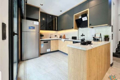 3+1 Villa  i Kusadasi, Aydin, Tyrkiet Nr. 134292 - 4