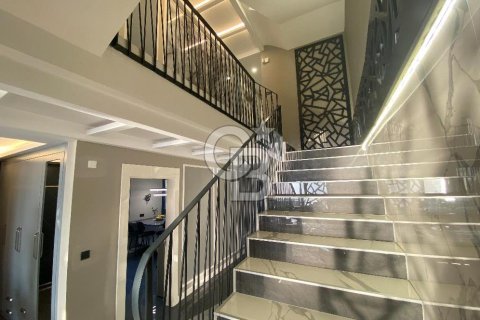 5+2 Villa i Izmir, Tyrkia Nr. 212713 - 10