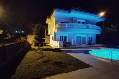 3+1 Villa  i Oba, Antalya, Tyrkiet Nr. 136540 - 15