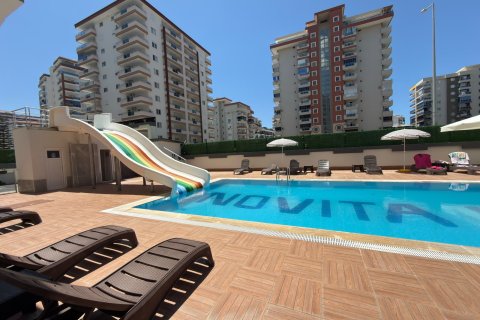 1+1 Apartment  in Mahmutlar, Antalya, Turkey No. 237567