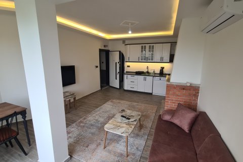 2+1 Wohnung  in Kusadasi, Aydin, Türkei Nr. 102736 - 2