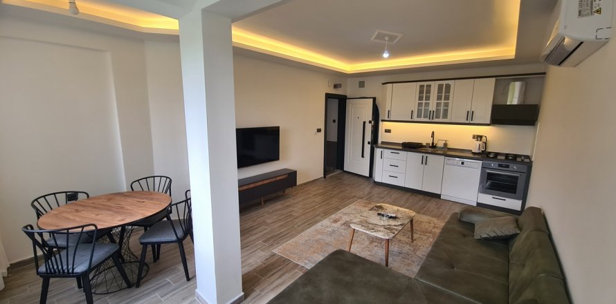 2+1 Wohnung  in Kusadasi, Aydin, Türkei Nr. 102736