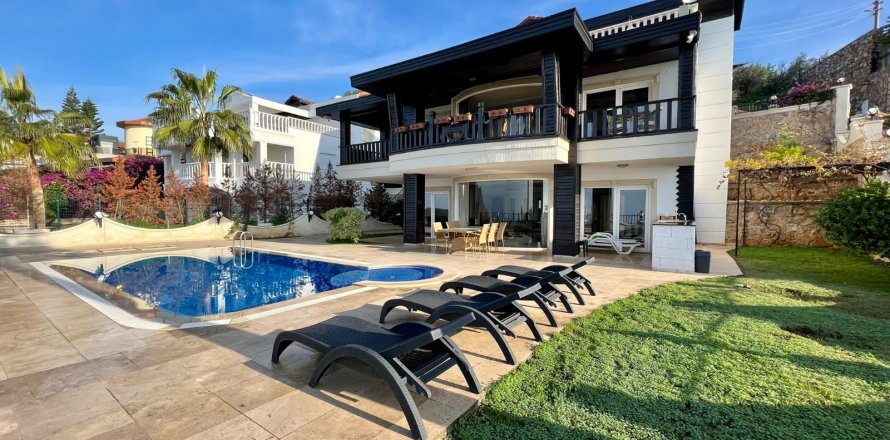 6+2 Villa  in Bektas, Alanya, Antalya, Türkei Nr. 97987