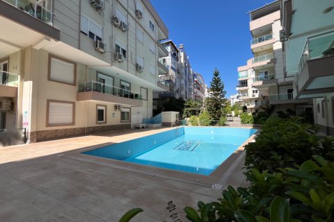 2+1 Apartment  in Konyaalti, Antalya, Turkey No. 211990