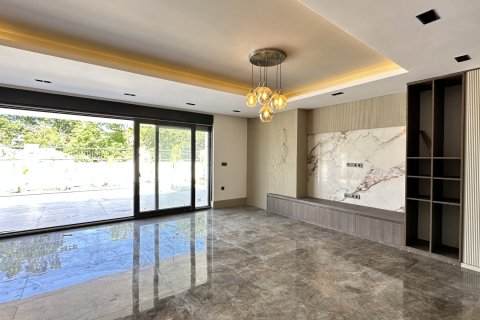 Villa for sale  in Kemer, Antalya, Turkey, 4 bedrooms, 200m2, No. 226999 – photo 6