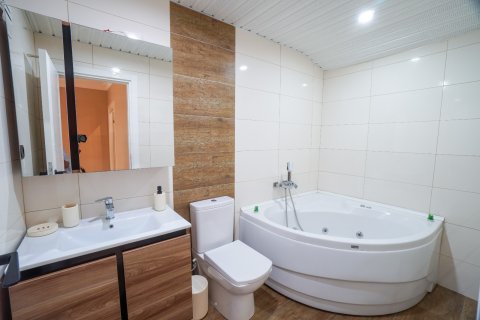Продажа квартиры  в Аланье, Анталье, Турция 4+1, 180м2, №97961 – фото 15