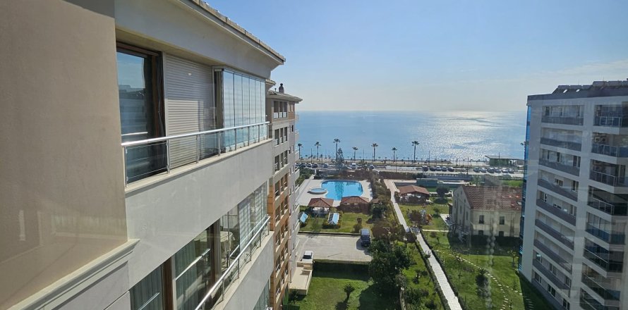 3+1 Apartment  in Antalya, Turkey No. 227346