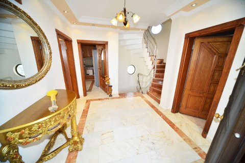 Villa for sale  in Kestel, Antalya, Turkey, 4 bedrooms, 225m2, No. 102466 – photo 3