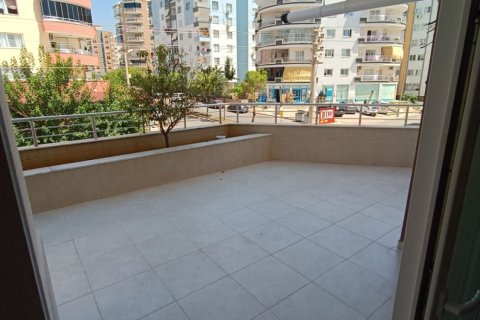 Apartment for sale  in Mersin, Turkey, 3 bedrooms, 185m2, No. 133901 – photo 3