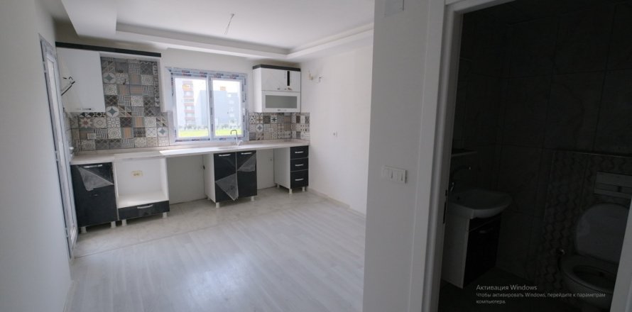 1+1 Lägenhet i Mersin, Turkiet Nr. 140895