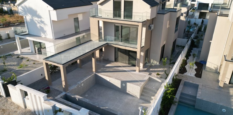 4+1 Villa i Ovacik, Mugla, Tyrkia Nr. 227453