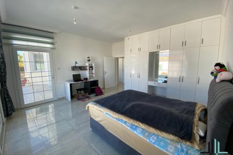 i Alsancak, Girne, Nr. 90561 - 8