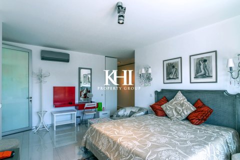 8+1 Villa in Gundogan, Mugla, Türkei Nr. 215657 - 23
