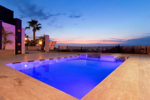 5+1 Villa i Kargicak, Alanya, Antalya, Tyrkiet Nr. 136058 - 20