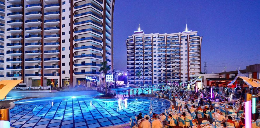 2+1 Lejlighed  i Mahmutlar, Antalya, Tyrkiet Nr. 103723