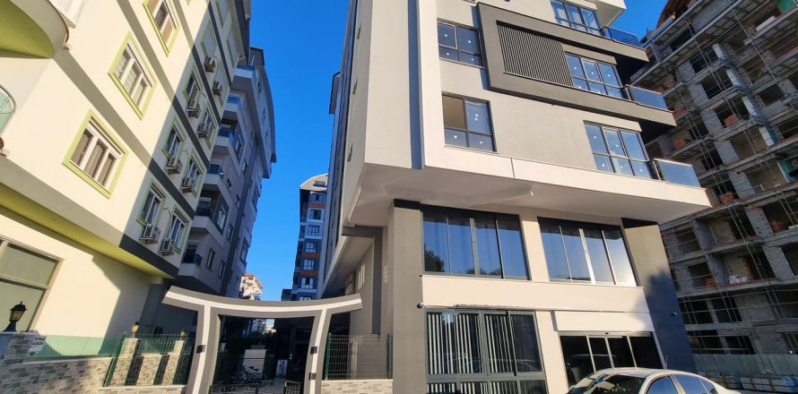 Daire  1+1  Mahmutlar, Antalya, Türkiye №138767