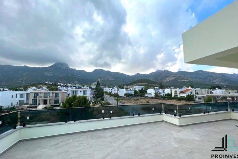 4+1 Villa  in Catalkoy, Girne,  Nr. 90570 - 16