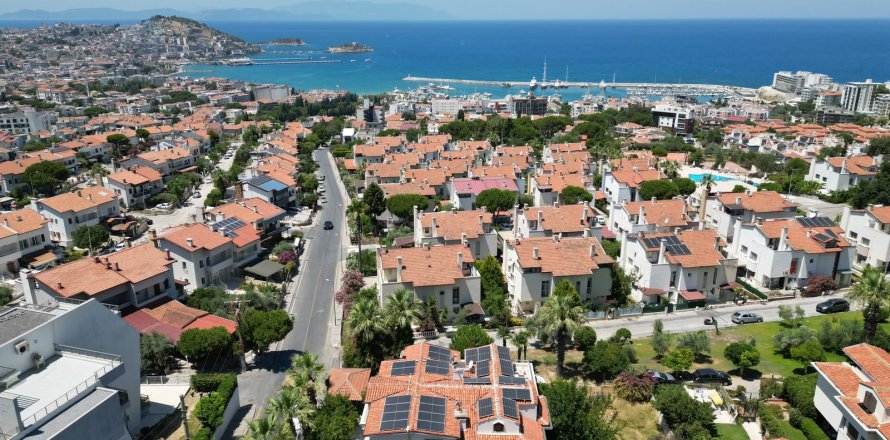  در  Kusadasi ، ترکیه 300 متر مربع.  شماره 228655
