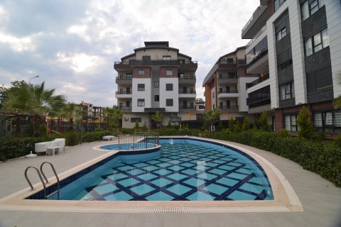 3+1 Takvåning  i Oba, Antalya, Turkiet Nr. 101624