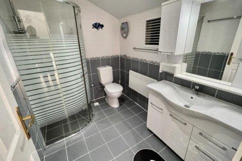 Продажа квартиры  в Оба, Анталье, Турция 3+1, 170м2, №133862 – фото 13
