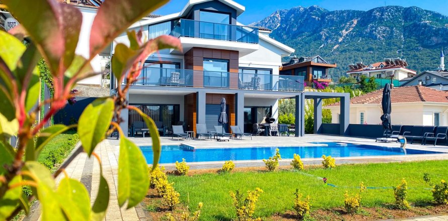 4+1 Villa  in Ovacik, Mugla, Turkey No. 228982